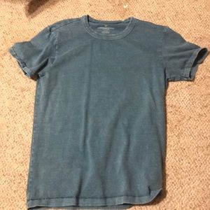 American Eagle shirt